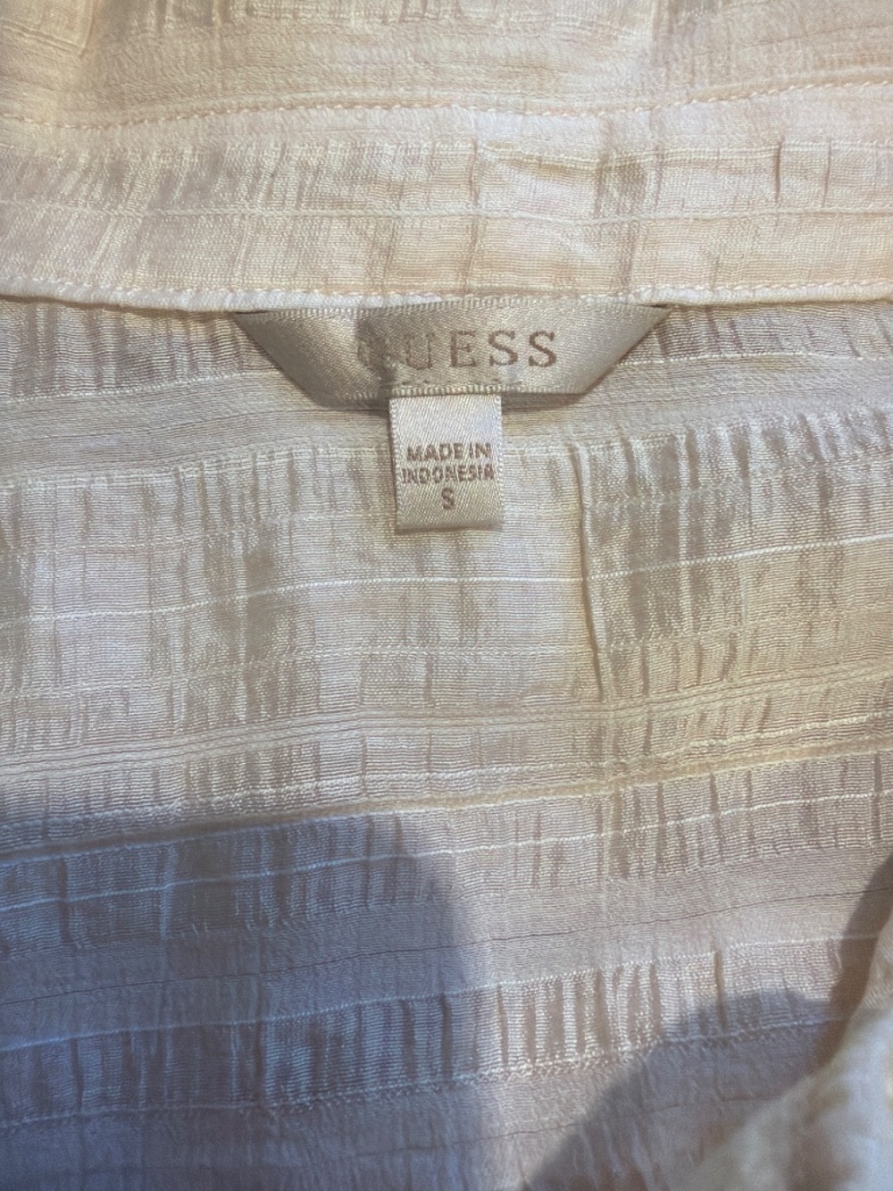 Guess Top - Picture 5 of 6
